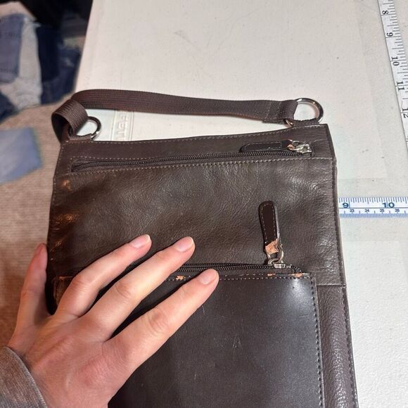 Vintage 90s Wilsons Leather Crossbody Bag Brown - Picture 6 of 15
